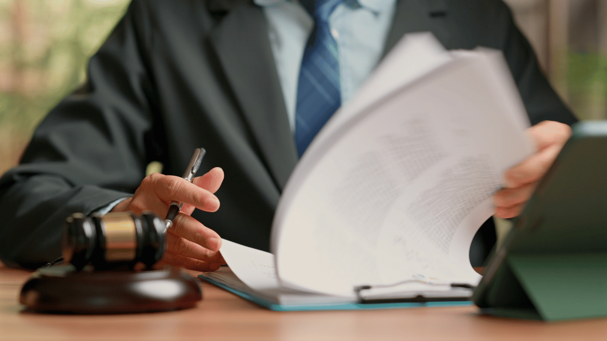 An expert trial consultant in El Paso